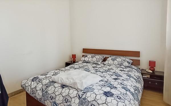 Appartement à vendre    2 pièces • 43 m2 Tours