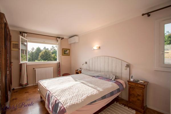 Dpt Rhône (69), à vendre CHAPONNAY maison P6 de 160 m² - Terrain de 1 450,00 m²