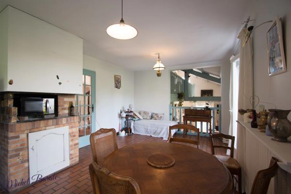 Dpt Rhône (69), à vendre CHAPONNAY maison P6 de 160 m² - Terrain de 1 450,00 m²