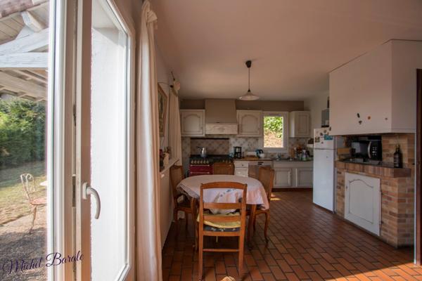 Dpt Rhône (69), à vendre CHAPONNAY maison P6 de 160 m² - Terrain de 1 450,00 m²
