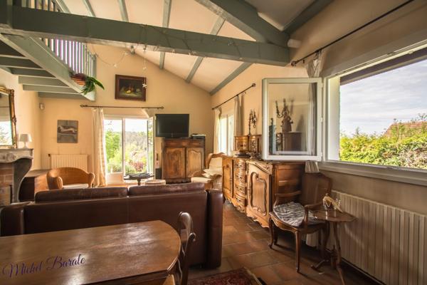 Dpt Rhône (69), à vendre CHAPONNAY maison P6 de 160 m² - Terrain de 1 450,00 m²