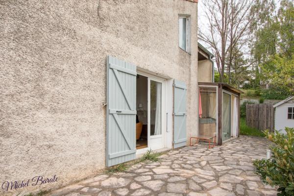 Dpt Rhône (69), à vendre CHAPONNAY maison P6 de 160 m² - Terrain de 1 450,00 m²