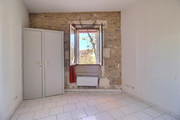 Charmant studio avec mezzanine situé place Faulquier