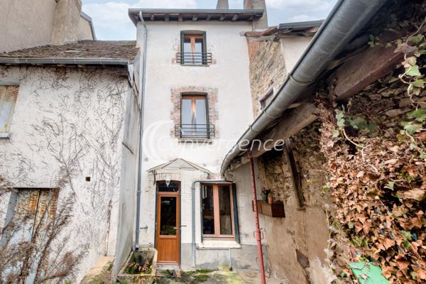 Maison
                                                                                                                                                                                                                                                                                                                        5 pièce(s)                                                                                                                                                                                                          3 chambre(s)                                                                                                                                                                                                          110  m²