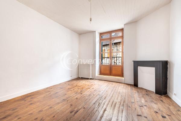 Maison
                                                                                                                                                                                                                                                                                                                        5 pièce(s)                                                                                                                                                                                                          3 chambre(s)                                                                                                                                                                                                          110  m²