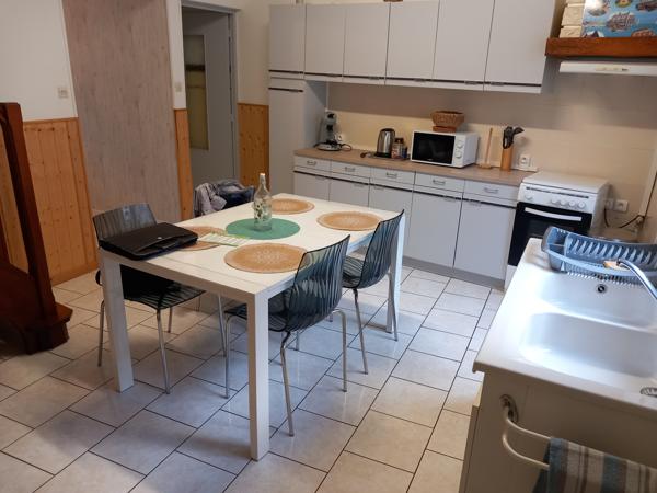 Maison
                                                                                                                                                                                                                                                                                                                        4 pièce(s)                                                                                                                                                                                                          3 chambre(s)                                                                                                                                                                                                          75  m²