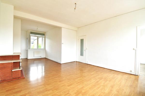 Appartement T3   81,26 m² avec balcons – Hyper Centre de Douai – Vue sur le Beffroi - Résidence principale ou investissement locatif