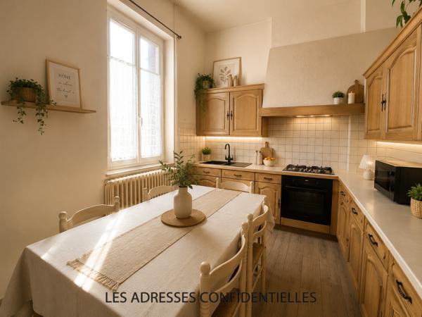 VAULX-EN-VELIN limite VILLEURBANNE - Maison Familiale à rénover - 161 m² - 7 pièces - terrain 544 m²