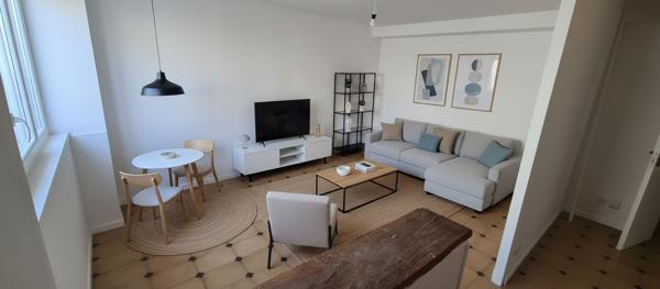 Appartement f2 40m2. Accès indépendant, proche commodités