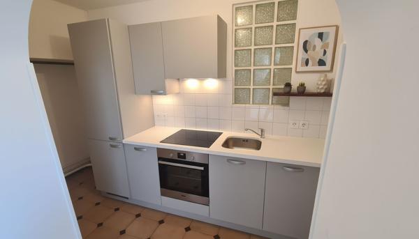 Appartement f2 40m2. Accès indépendant, proche commodités