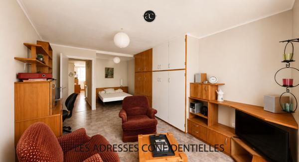 LYON 1 - Hôtel de Ville / Opéra - 2 pièces traversant au 5ème étage avec ascenseur