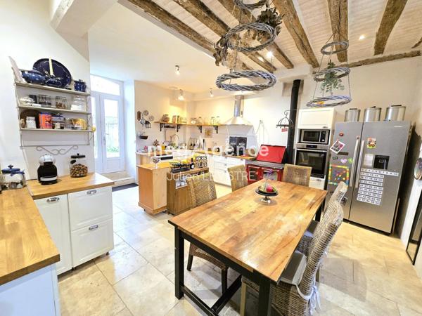 Maison à AUNEAU, 28700 - 6 pièces 132m²