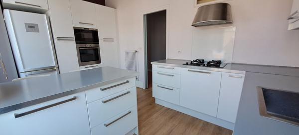 À vendre : Appartement de charme spacieux et lumineux au coeur d'Étampes