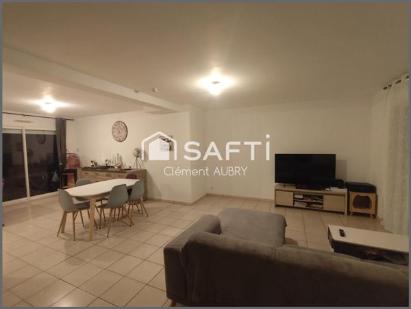 Beau pavillon avec terrain !