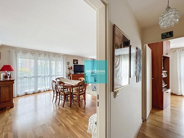 FRANCONVILLE centre , Appartement 3 pièces avec balcon et place de parking en sous-sol