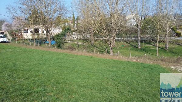 Terrain à bâtir 867 m2 sur Garat à 7 mn de Soyaux