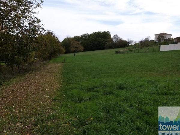 Terrain à bâtir 867 m2 sur Garat à 7 mn de Soyaux
