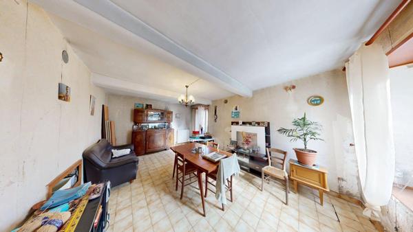 Maison et ses dépendances sur parcelle de 6000 m²