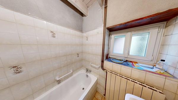 Maison et ses dépendances sur parcelle de 6000 m²