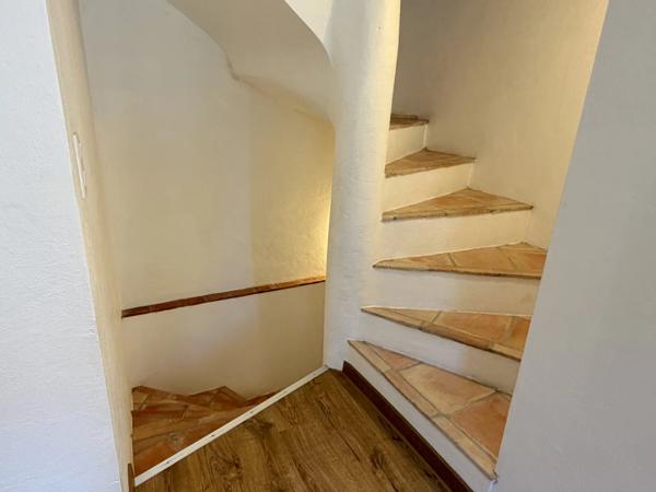 Maison de village rénovée de 142 m² avec terrasses et accès indépendant