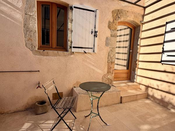 Maison de village rénovée de 142 m² avec terrasses et accès indépendant