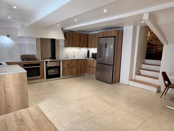 Maison de village rénovée de 142 m² avec terrasses et accès indépendant