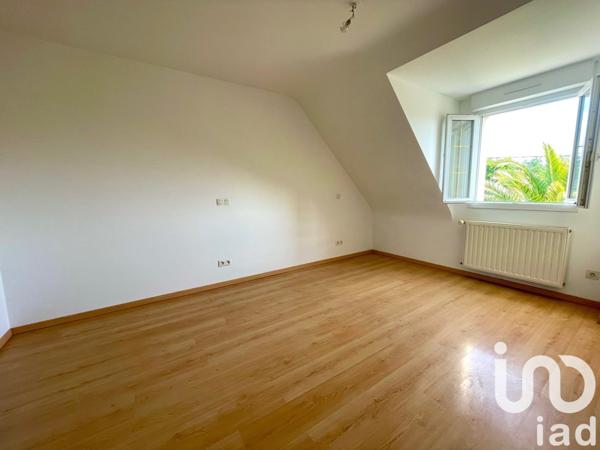 Maison traditionnelle 6 pièces de 132 m² à Landévant (56690)