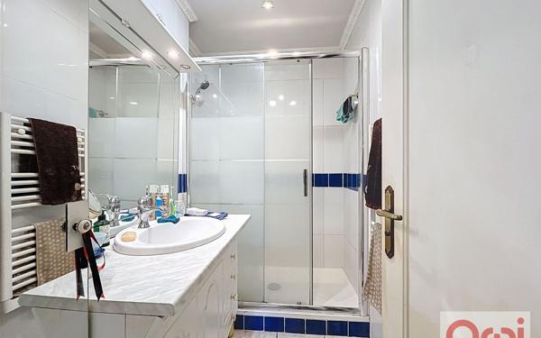 Appartement à vendre    2 pièces • 52,44 m2 Villeurbanne