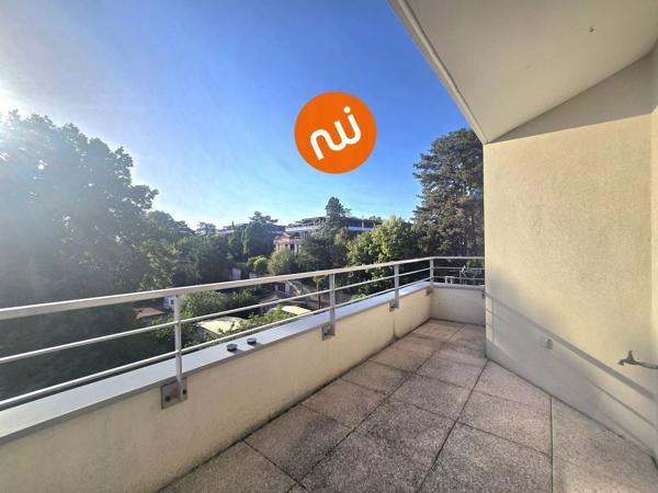 TASSIN-LE-BOURG – Appartement T3 dernier étage avec terrasse