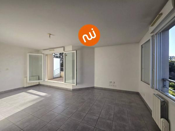 TASSIN-LE-BOURG – Appartement T3 dernier étage avec terrasse