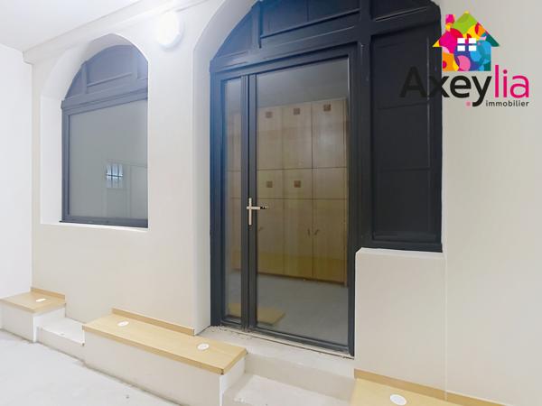 Le Coteau (42120) A LOUER - LE COTEAU - LOCAL PROFESSIONNEL ENTIÈREMENT RÉNOVÉ DE 29M2