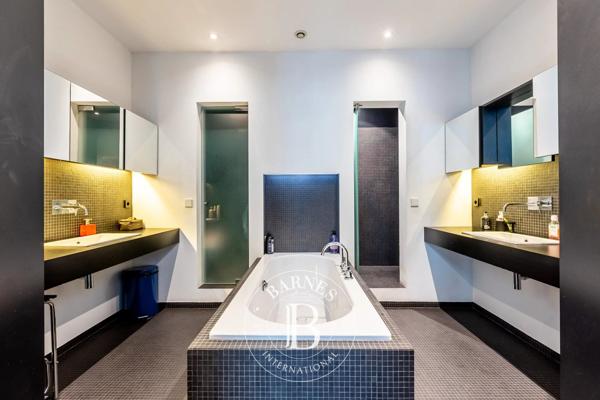 Paris 6ème, Appartement 2 Chambres -  147 m² à vendre