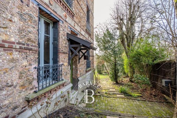 Sèvres, Maison 7 Chambres -  260 m² à vendre