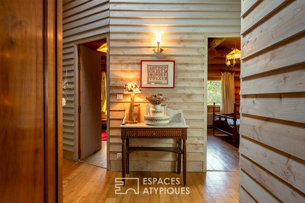 La Maison en bois, son étang et son exceptionnel environnement