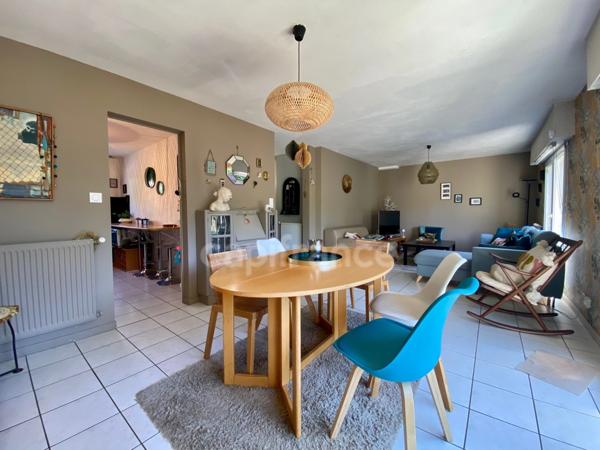 Maison à vendre 6 pièces ()