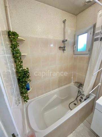 Maison à vendre 6 pièces ()