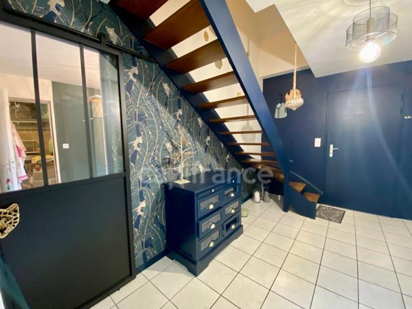 Maison à vendre 6 pièces ()