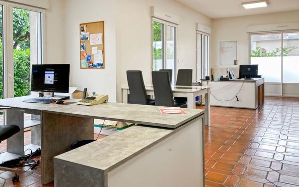 Maison à vendre    6 pièces •  Montluçon