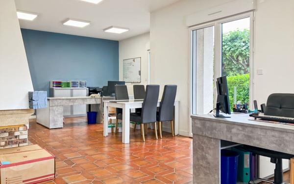 Maison à vendre    6 pièces •  Montluçon