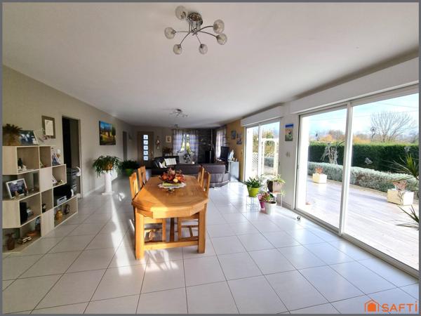 Maison familiale spacieuse avec jardin