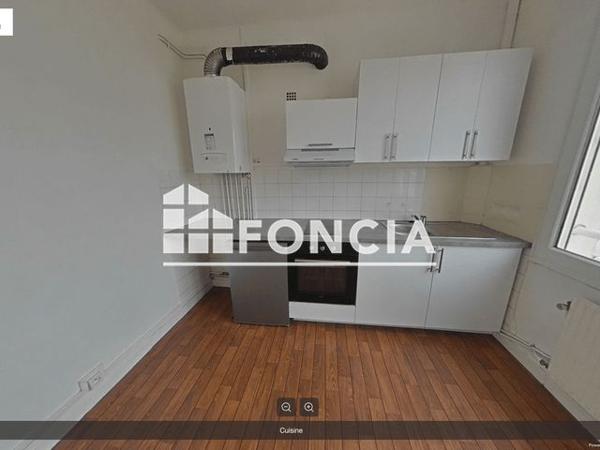 Location Appartement 2 pièces 46.63 m² - 55 RUE MARECHAL FOCH Lorient 56100