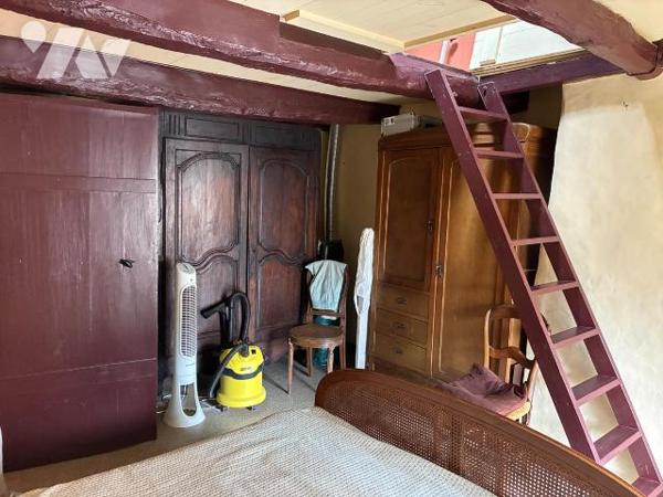 &#127969; À VENDRE ? Maison de ville à Saint-Affrique

À découvrir au c?ur de Saint-Affrique,...