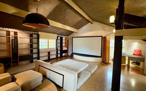 Maison à vendre    5 pièces •  Soustons