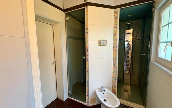 Maison à vendre    5 pièces •  Soustons