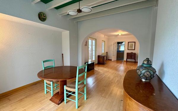 Maison à vendre    5 pièces •  Soustons