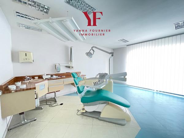 Plougastel-Daoulas (29470) CENTRE VILLE DE PLOUGASTEL - DAOULAS, IMMEUBLE 303 M2 SUR 2 NIVEAUX , LOCAL PROFESSIONNEL ET HABITATION