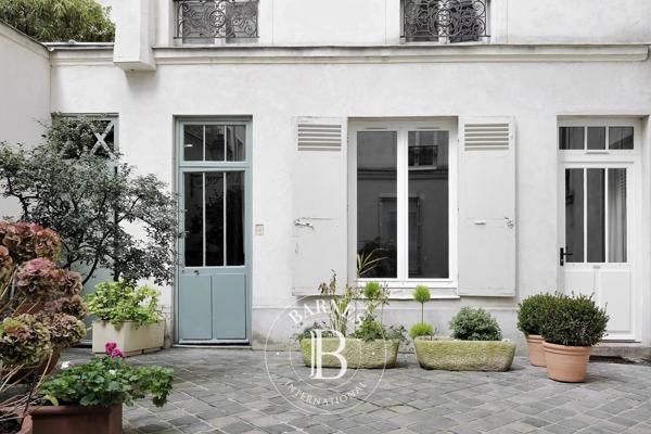 Paris 8ème, Appartement  36 m² à vendre