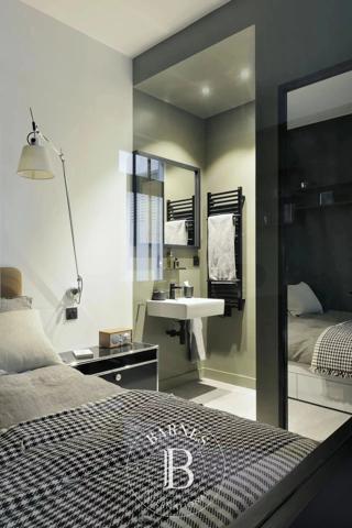 Paris 8ème, Appartement  36 m² à vendre