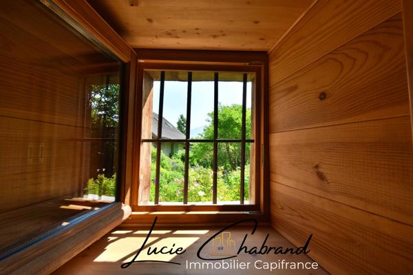 Maison à vendre 10 pièces  (05)