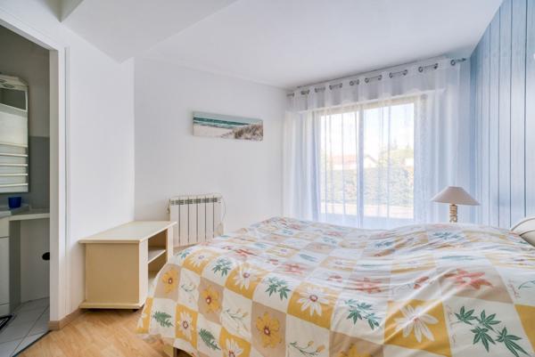 ELEGANTE VILLA FAMILIALE A 600 M DE LA PLAGE DE NAUZAN SAINT PALAIS SUR MER